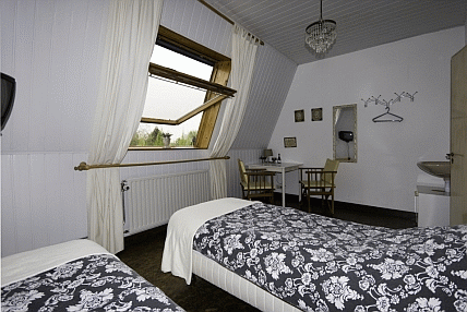B & B De Laan pag.2a (118K)